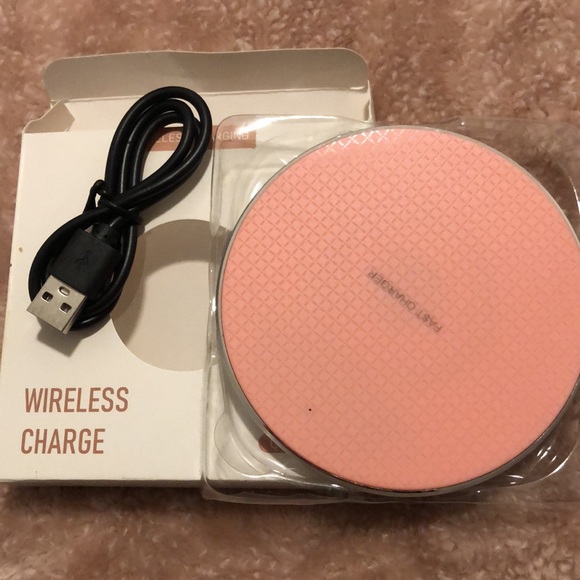 Wireless fast Charging charger pad Qi Standard Brand new in pink colour “ - Picture 4 of 6